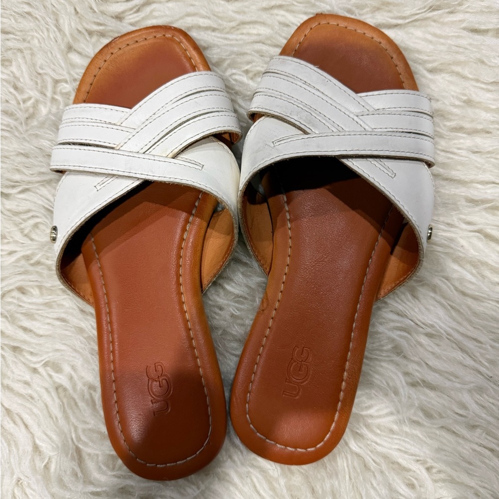 UGG Women's Cream Cross-Strap Sandals